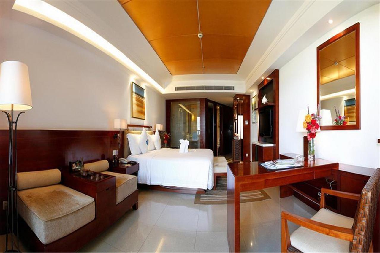 Marina Spa Hotel Санья Экстерьер фото