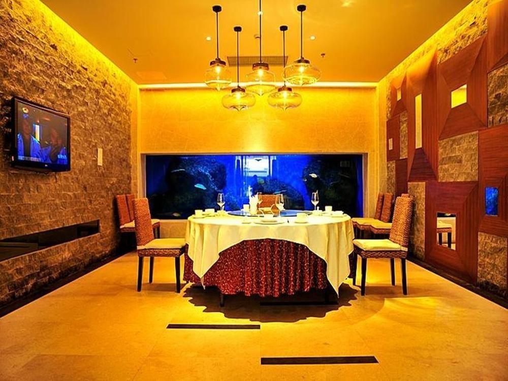 Marina Spa Hotel Санья Экстерьер фото