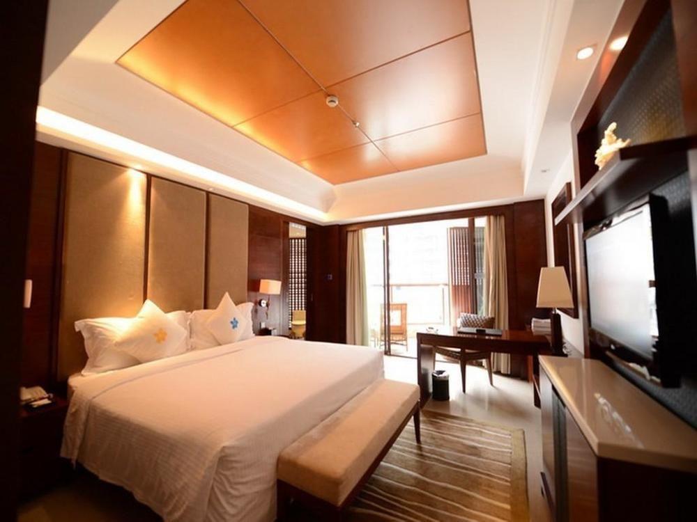 Marina Spa Hotel Санья Экстерьер фото