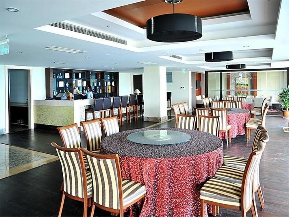 Marina Spa Hotel Санья Экстерьер фото