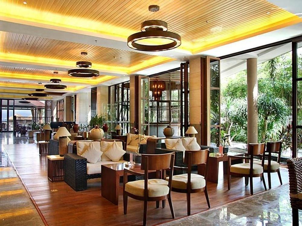 Marina Spa Hotel Санья Экстерьер фото