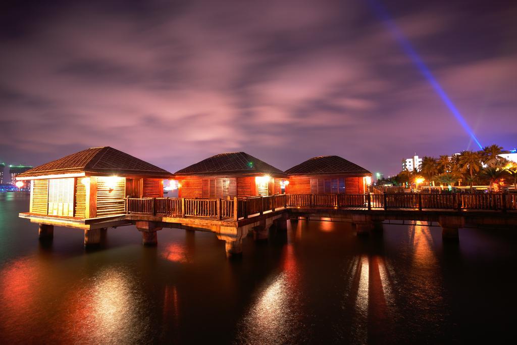 Marina Spa Hotel Санья Экстерьер фото