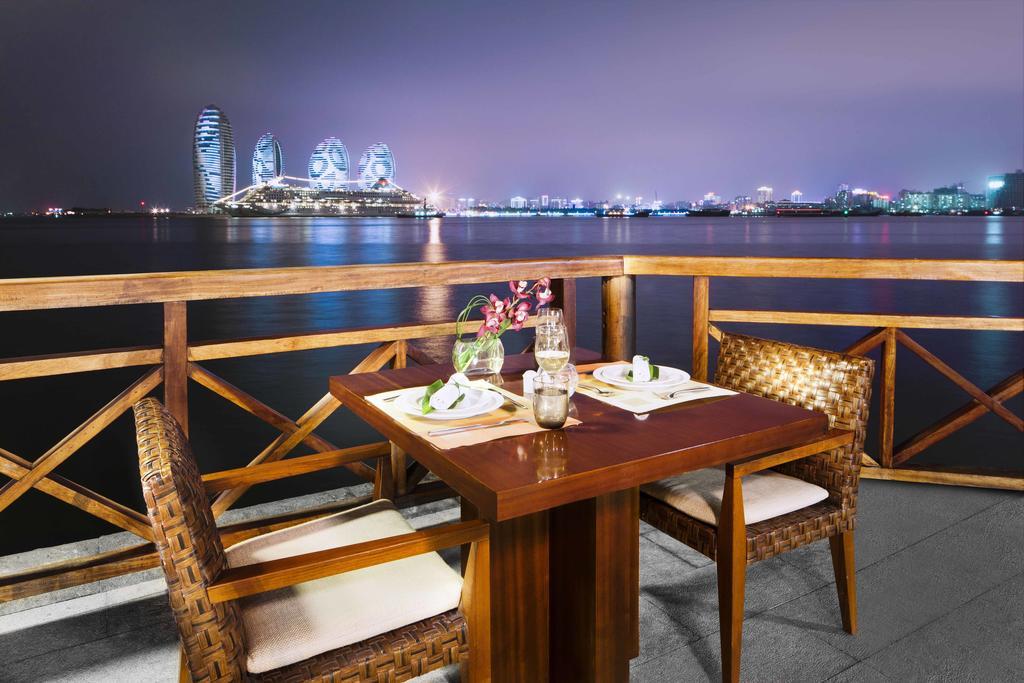 Marina Spa Hotel Санья Экстерьер фото