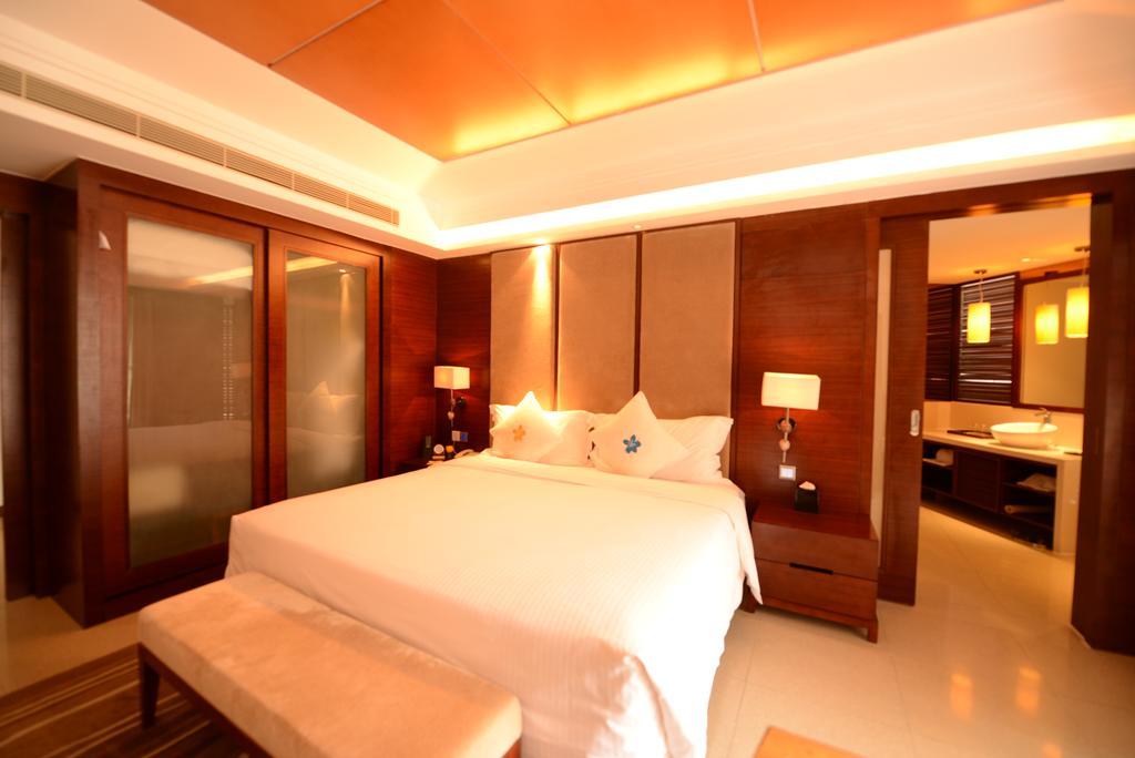 Marina Spa Hotel Санья Экстерьер фото