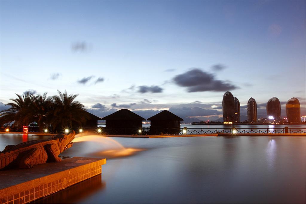 Marina Spa Hotel Санья Экстерьер фото